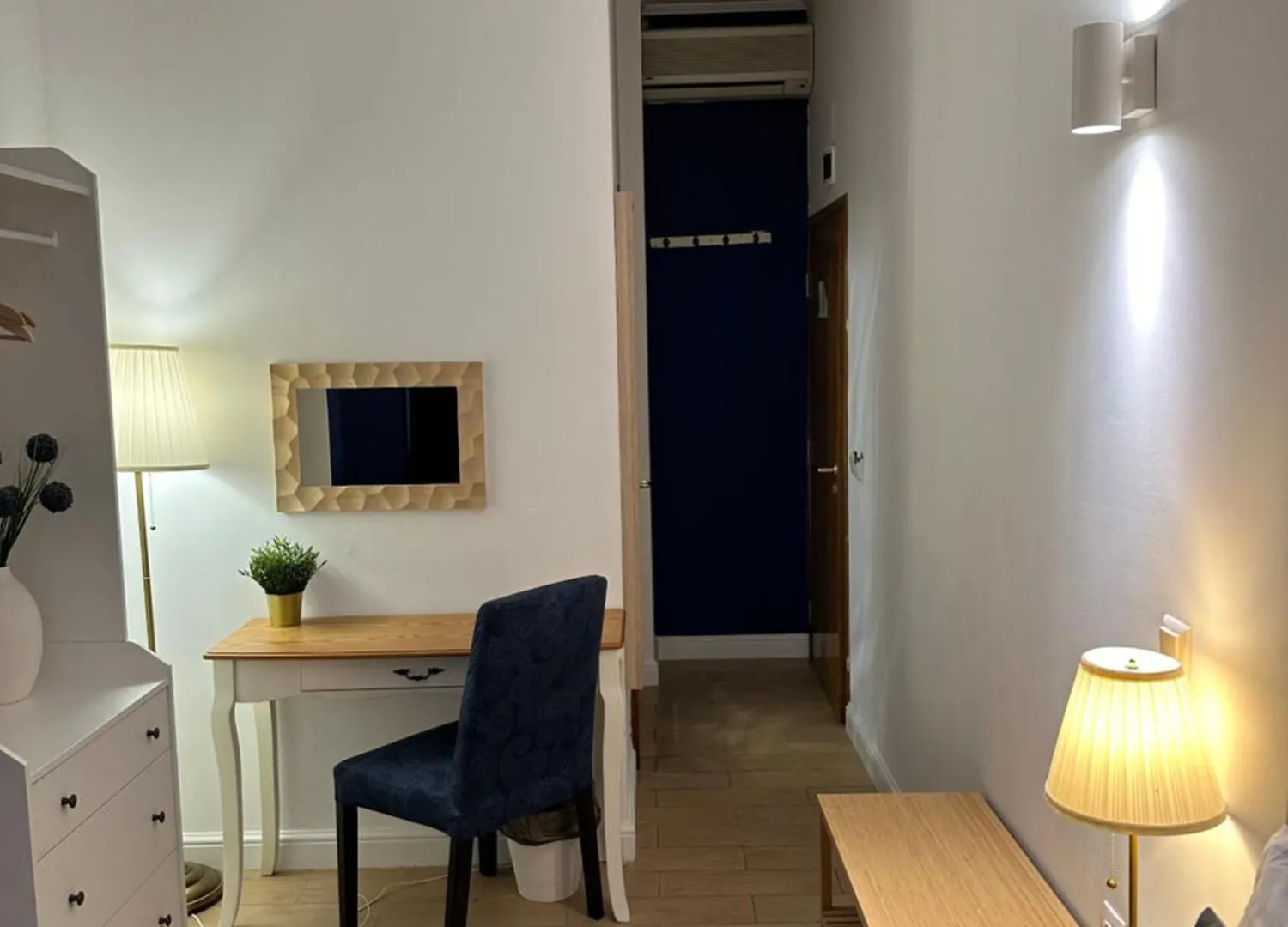 Hotel Art Varna 2*,