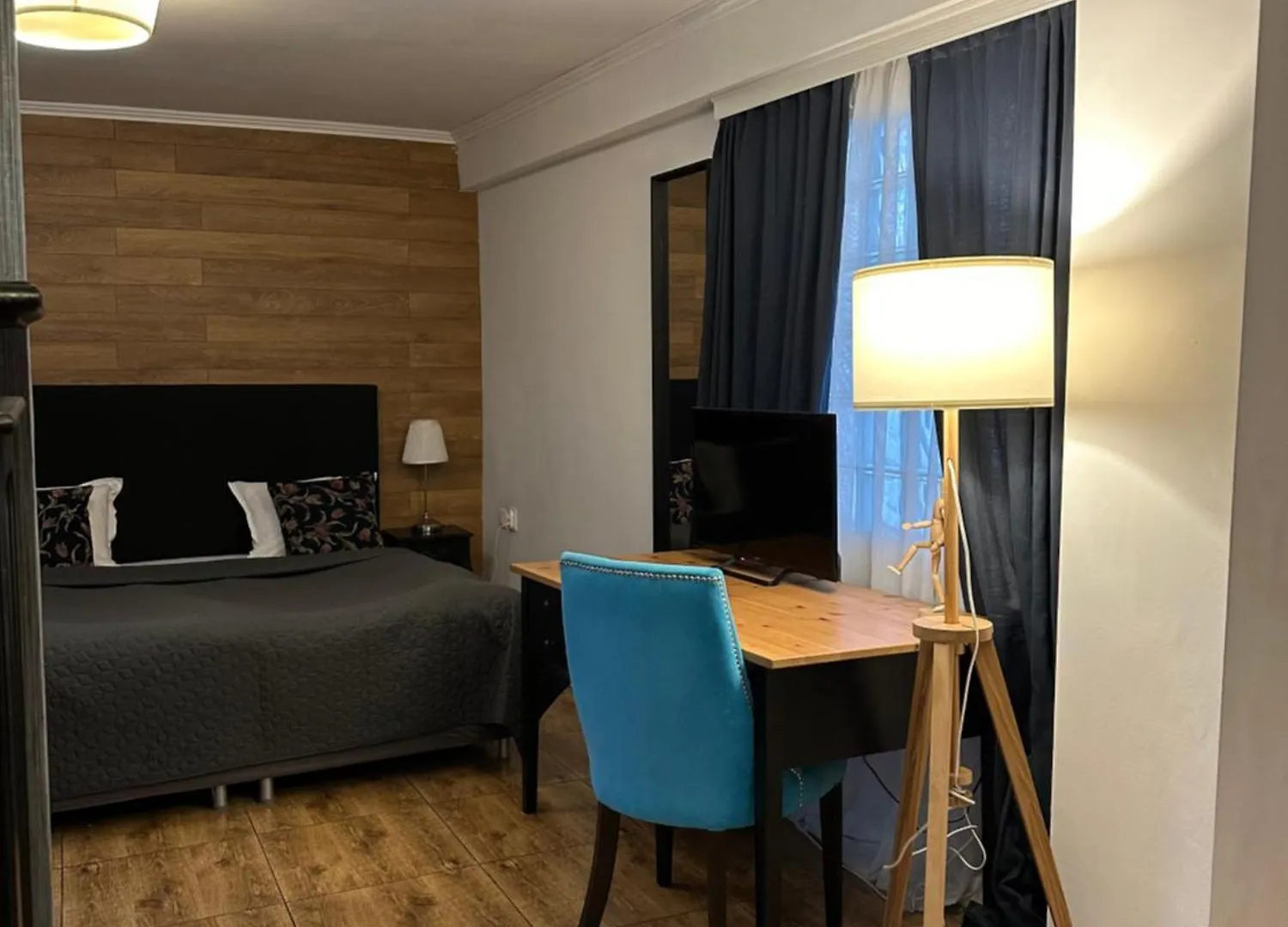 Hotel Art Varna 2*,